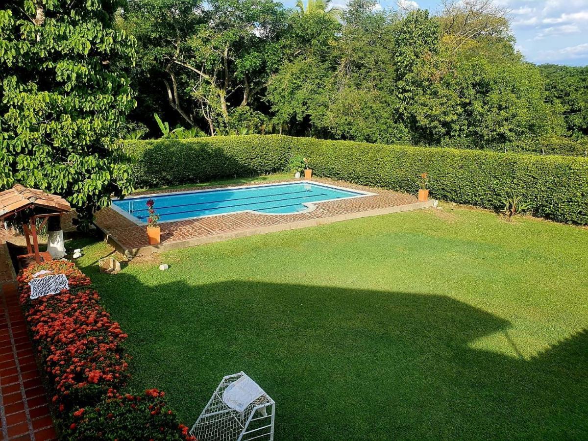 Finca Hacienda El Castillo Santa Fe De Antioquia Exteriör bild